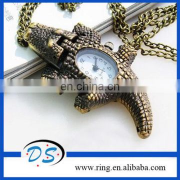 Quartz Long Chain Crocodile Key Chains with Watch