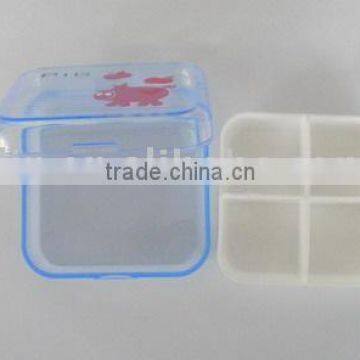 square shape plastic pill box with 4 cabins