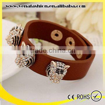 cheap handmade fashion lion fashionable pu bracelet