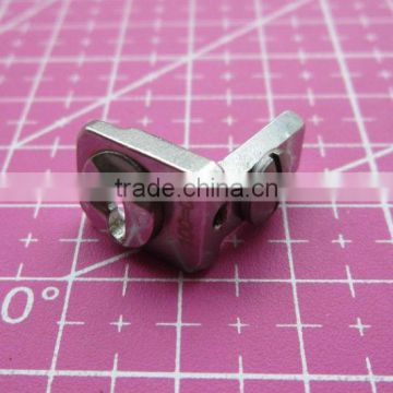 REECE 101 sewing machine parts Throat Plate 10-4012-0-001