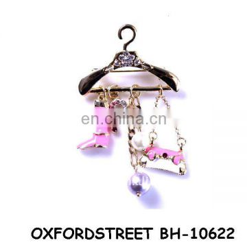 women's fashion alloy&diamond in style clothes rack brooch