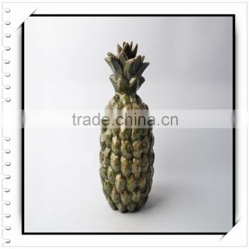 Urban Trends Ceramic Pineapple