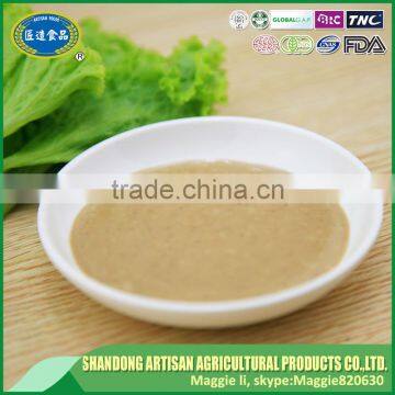Delicious salad dressing in sachets