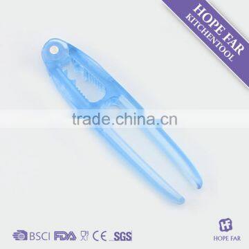 0600051 High quality blue color plastic nut cracker