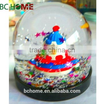 Christmas Tree plactic water globe with colorful starburst