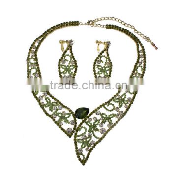 Wholesale Jewelry Settings for Wedding Bride with Zircon and Rhinestone Vintage Necklace and Earrings Jewelry Sets for Wholesale