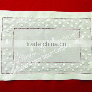 Good Quality Napkin And Table Cloth With Embroidery- no 4
