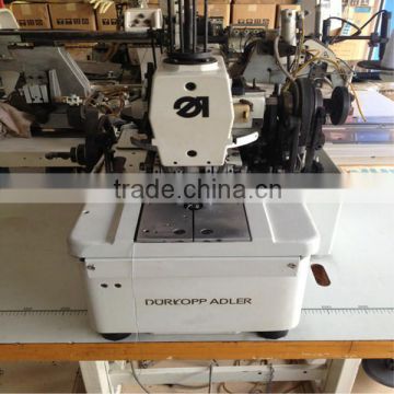 Second hand suitable differenct material thickness double needle high speed Durkopp Adler 558 eyelet button holer sewing machine