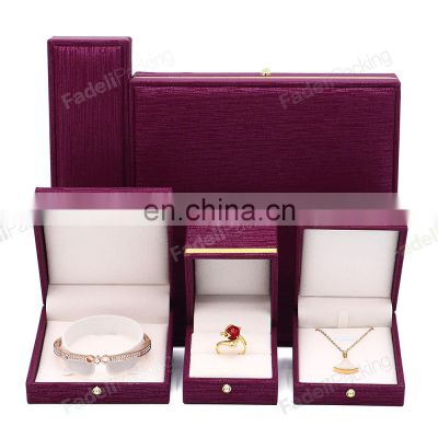 New arrival hot selling custom leather jewelry box custom logo ring jewelry box