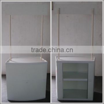 M promotion counter white table with non woven bag