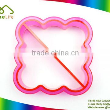 Wholesale christmas cloud shape plastic biscuit cake mold cookie cutter