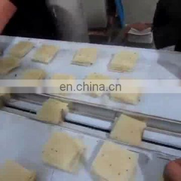 KD-350 High Speed Automatic Horizontal Biscuits Bread Moon Packing Machine