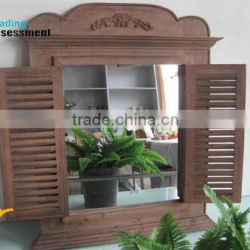 decorative chic wooden wall mirror