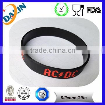Hot Selling OEM Design Various Ultra Soft Texture Silicone Bracelet