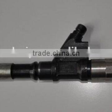 High quality original Denso Injector for Mitsubishi, 095000-6700 for mitsubishi L200