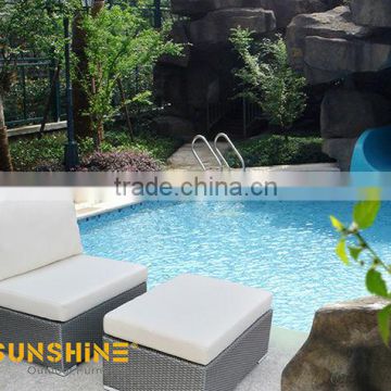 Outdoor rattan daybed /lounger chair with ottoman garden chair made in china