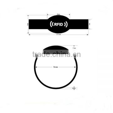 Lower price	RFID UHF silicone bracelet