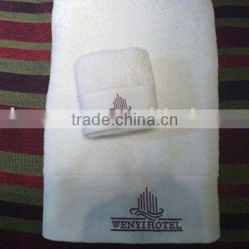 100% cotton 2016 hot sale jacquard bath towels of hotels