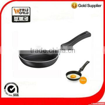 PFOA free 12cm aluminum egg frying pan