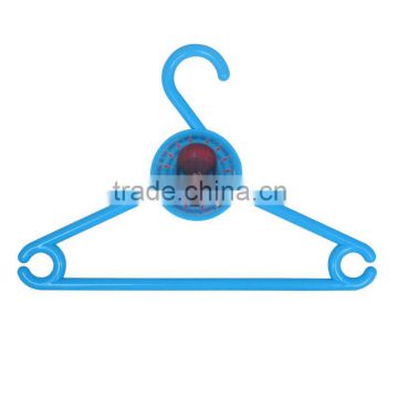 Children Use Non Slip Swivel head3D Lenticular Printing color hanger plastic