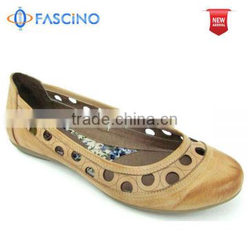 pictures of women flat shoes 2014