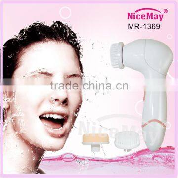 Waterproof electric facial brush