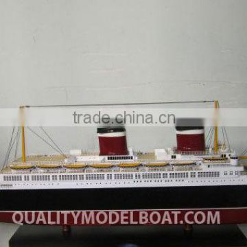 SS AMERICA CRUISE SHIP MODEL