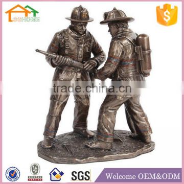 Factory Custom made best home decoration gift polyresin resin fireman figurines