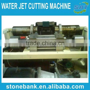 Water jet cutting machine
