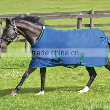Cooler summer horse rug with tail cover