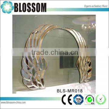 Unique design decorative wall-mounted dressing mirror                        
                                                                                Supplier's Choice