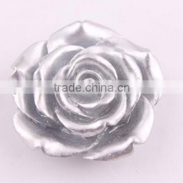 WoW!! Newest Christmas resin silver flower beads in bulk!Loose resin rose beads for kids necklace jewelry!