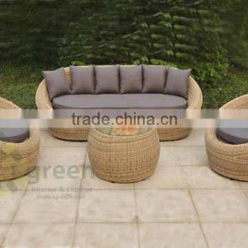 New Design Cocoon chair with round table outdoor furniture