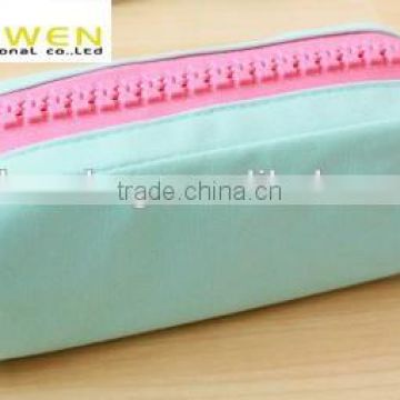 Polyester Beautiful Lady Cosmetic Bag