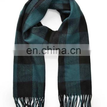 wholesale OEM cheap price winter knit plaid fringe scarf
