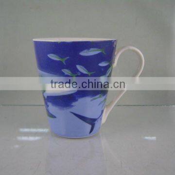 V shaped mug with ocean design