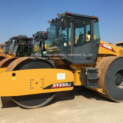 The used XCMG, SANY, Changlin, Shantui, rollers with excellent control performance is for sale