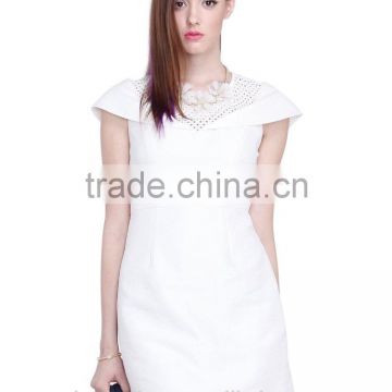 Girls solid color white fashion high quality hollow out jacquard dress manufacturer in Guangzhou