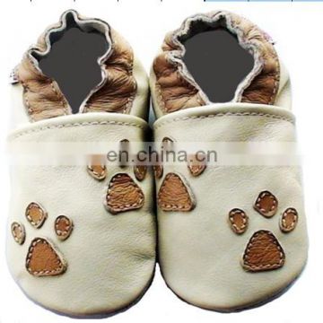 Soft Sole Newborn Baby Cow Leather Shoes Beige Color With Footprint Pattern ,Baby Cow Leather Slippers Size 0-4 Years
