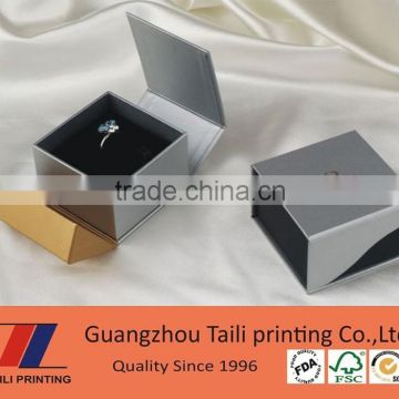 Custom luxury folding paper jewelry box
