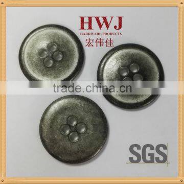 36L 4 holes contrasted tin color alloy buton