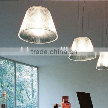 Stylish reeded clear glass suspension light for commercial lighting