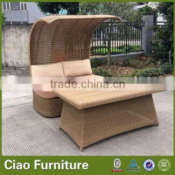 New design outdoor rattan beach bed with coffee table
