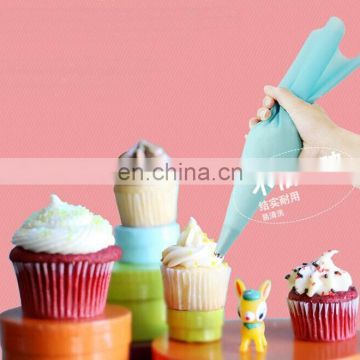 Reusable silicone pastry cream bag for cake decorate