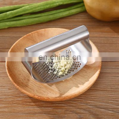 Wholesale New Arrival 2021 Professional Manual Stainless Steel Garlic Press Crusher