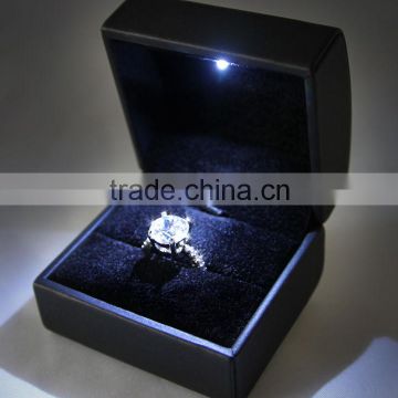 Hot sale LED light ring box with PU leather