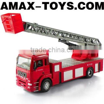 DC-10621961 Die cast car 1:32 Emulational die cast fire engine with scaling ladder (doors can be opened)