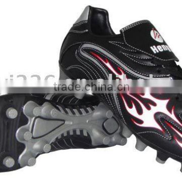 NEWEST FASHION SOCCER SHOES