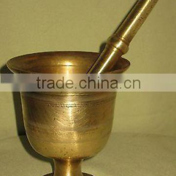 MORTAR PESTLE, ANTIQUESOLID THICK BRASS MORTAR PESTLE