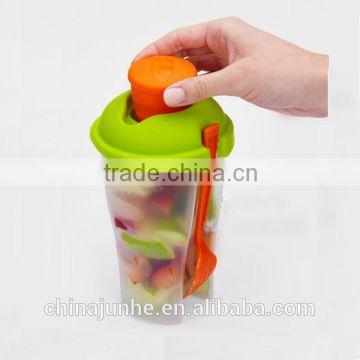 3-in-1 Salad Shaker With Fork